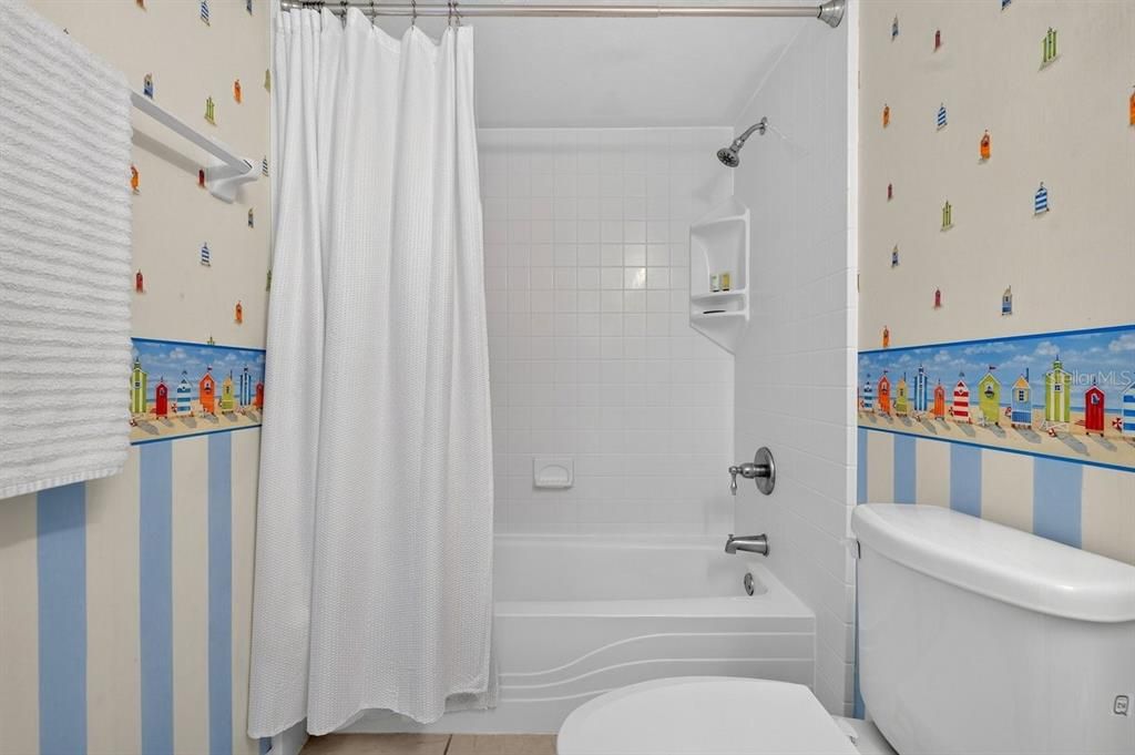 En Venta: $925,000 (3 camas, 2 baños, 1845 Pies cuadrados)