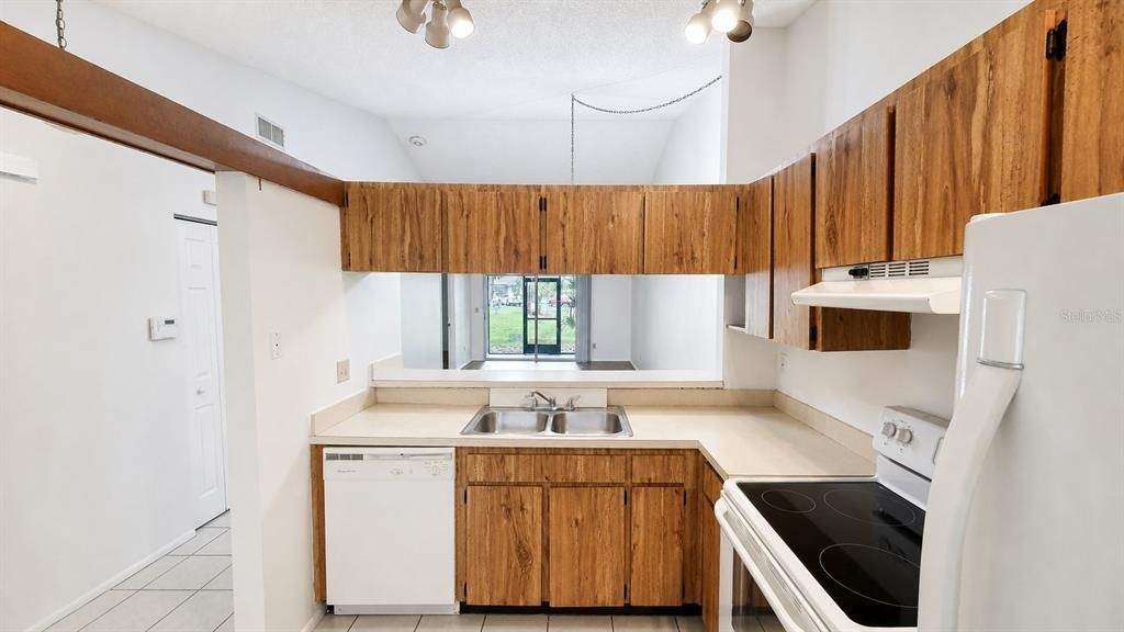 En Venta: $270,000 (2 camas, 2 baños, 1036 Pies cuadrados)