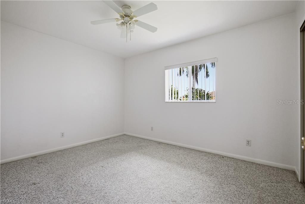 For Sale: $269,900 (3 beds, 2 baths, 1176 Square Feet)