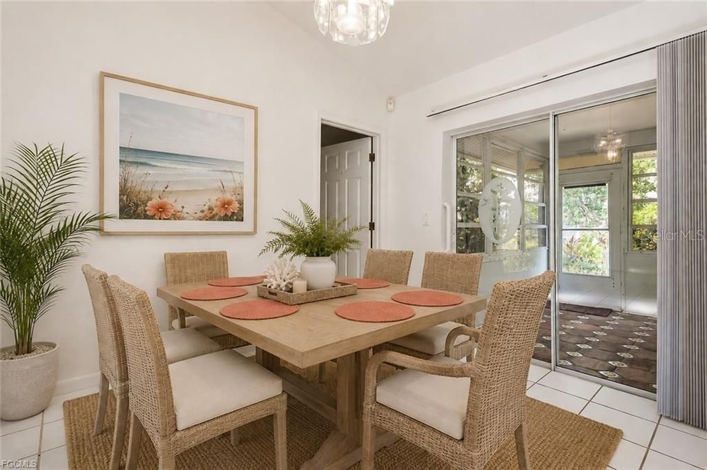 For Sale: $269,900 (3 beds, 2 baths, 1176 Square Feet)