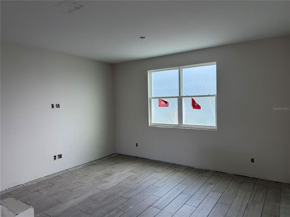 For Sale: $564,900 (4 beds, 2 baths, 1864 Square Feet)