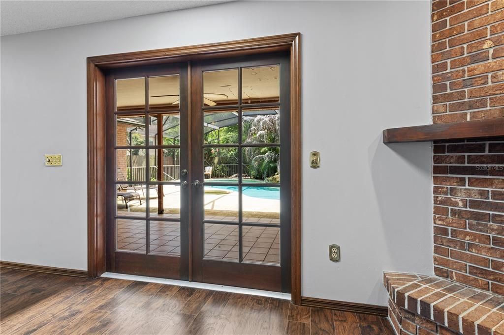 En Venta: $450,000 (3 camas, 2 baños, 1929 Pies cuadrados)