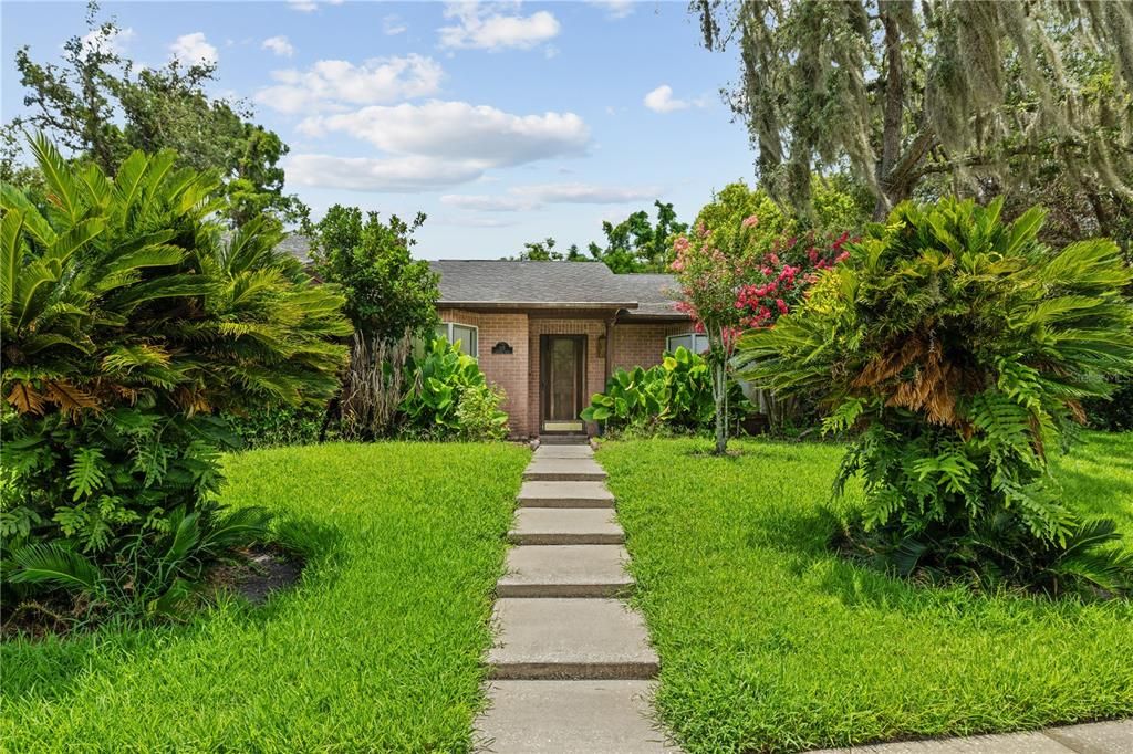 En Venta: $450,000 (3 camas, 2 baños, 1929 Pies cuadrados)
