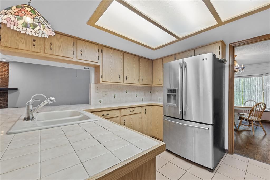 En Venta: $450,000 (3 camas, 2 baños, 1929 Pies cuadrados)