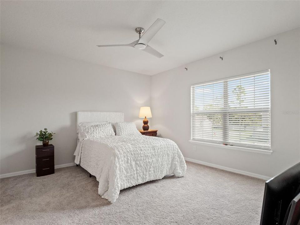 For Sale: $1,200,000 (6 beds, 4 baths, 5249 Square Feet)