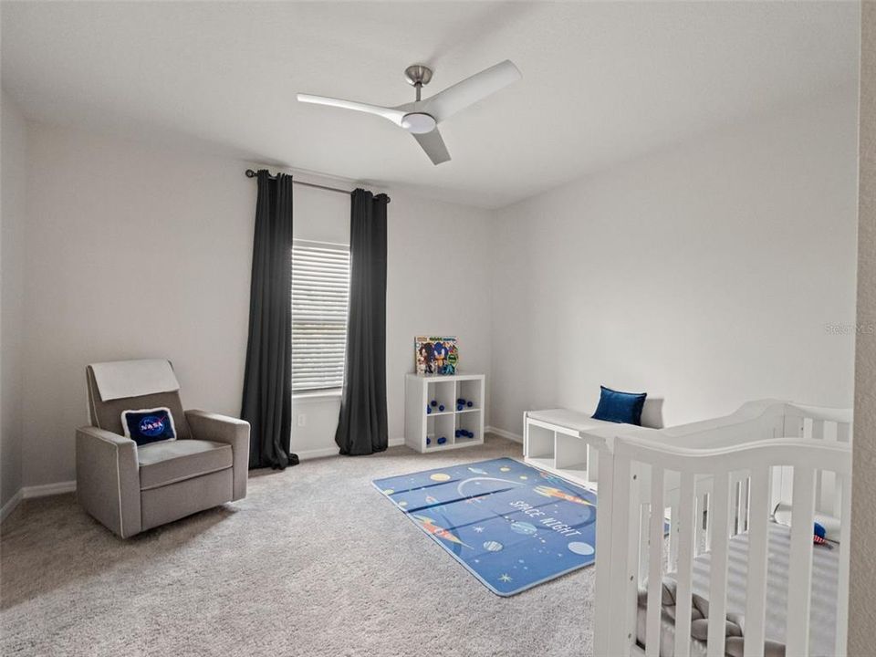 For Sale: $1,200,000 (6 beds, 4 baths, 5249 Square Feet)