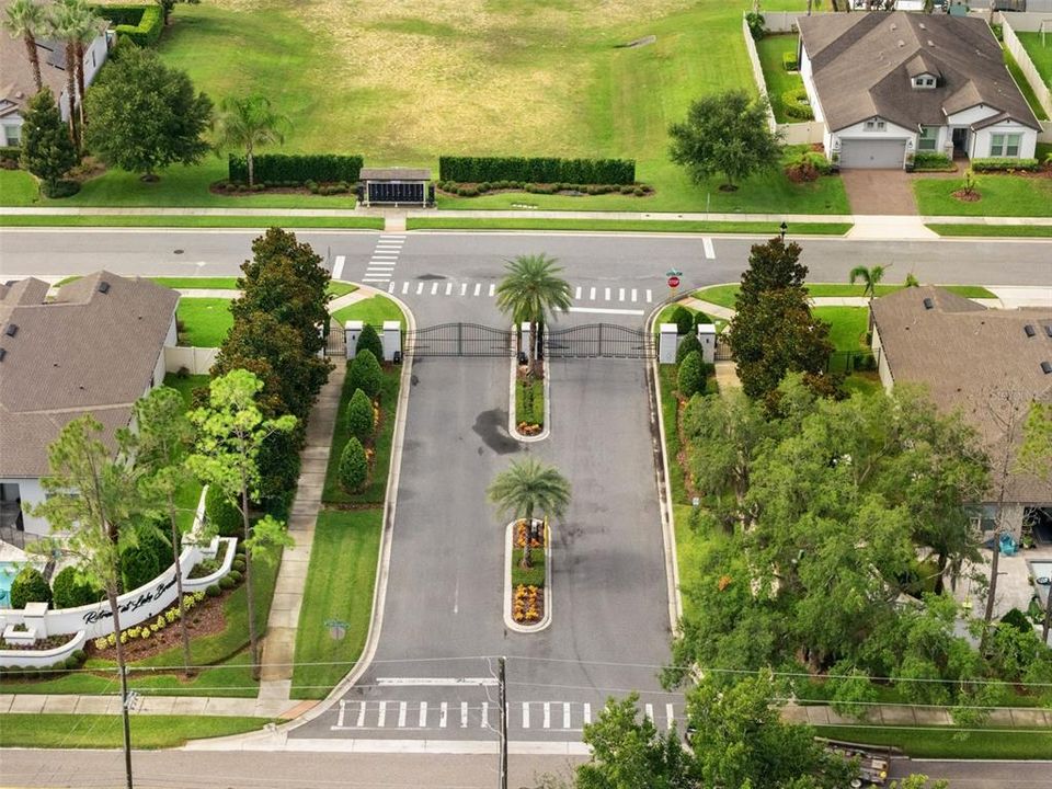 For Sale: $1,200,000 (6 beds, 4 baths, 5249 Square Feet)