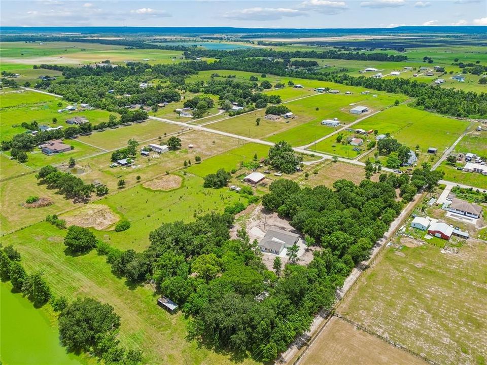 На продажу: $649,900 (3 спален, 3 ванн, 2048 Квадратных фут)