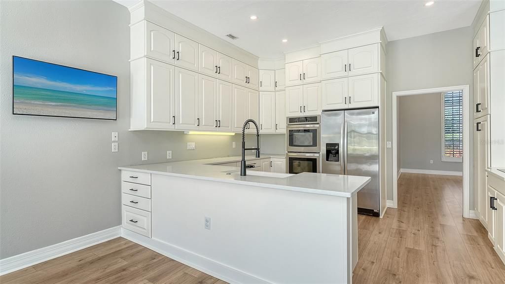 En Venta: $775,000 (4 camas, 3 baños, 2623 Pies cuadrados)