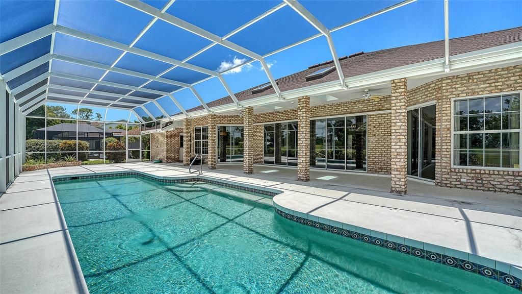 En Venta: $775,000 (4 camas, 3 baños, 2623 Pies cuadrados)