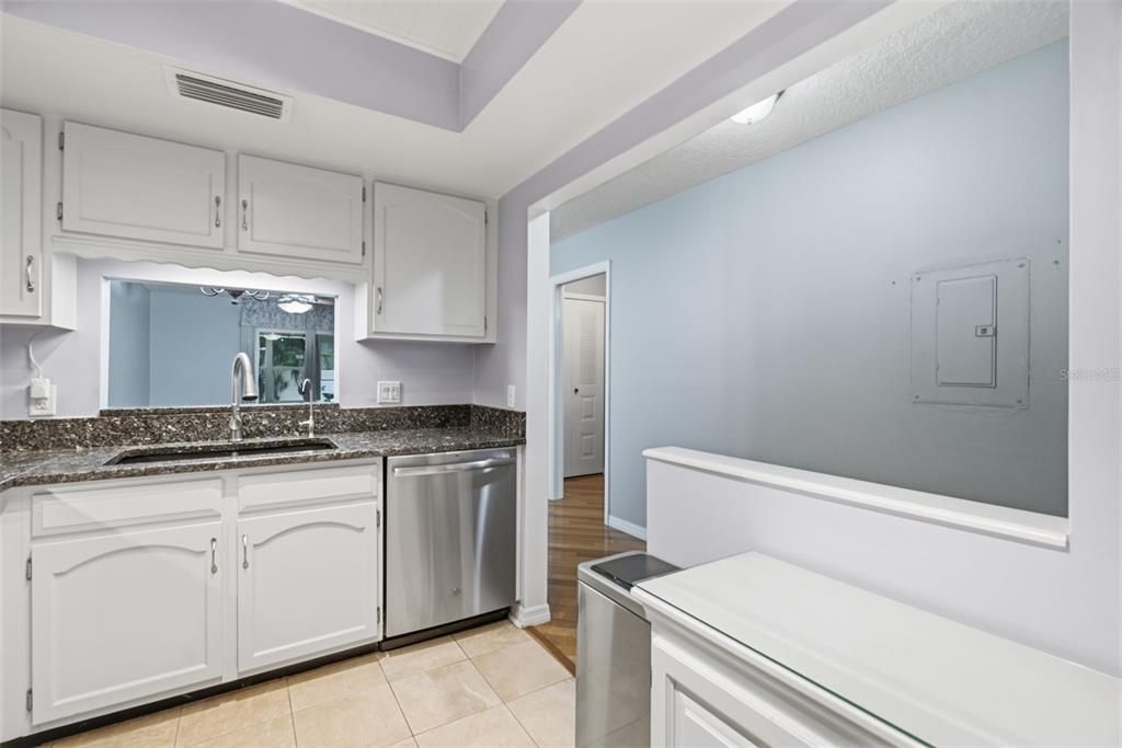 En Venta: $199,000 (2 camas, 2 baños, 900 Pies cuadrados)