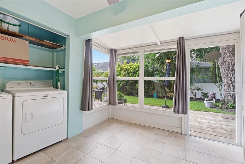En Venta: $199,000 (2 camas, 2 baños, 900 Pies cuadrados)