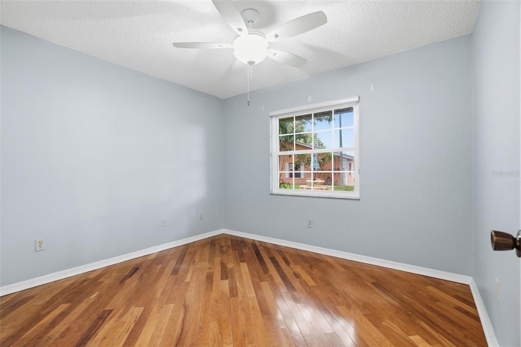 En Venta: $199,000 (2 camas, 2 baños, 900 Pies cuadrados)