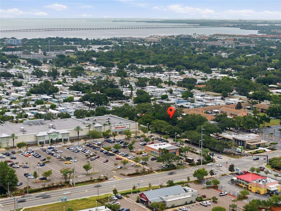 En Venta: $199,000 (2 camas, 2 baños, 900 Pies cuadrados)