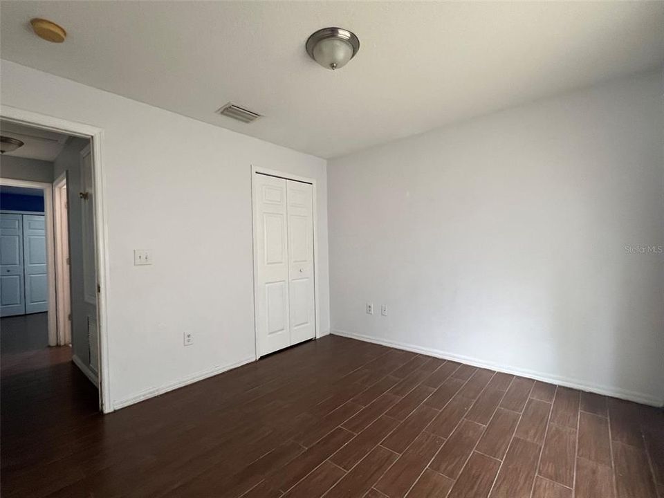 En Venta: $309,900 (4 camas, 2 baños, 1507 Pies cuadrados)