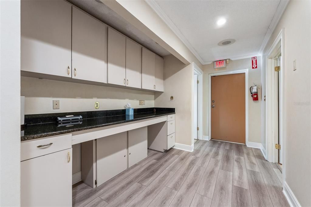 На продажу: $50,400 (0 спален, 0 ванн, 1538 Квадратных фут)