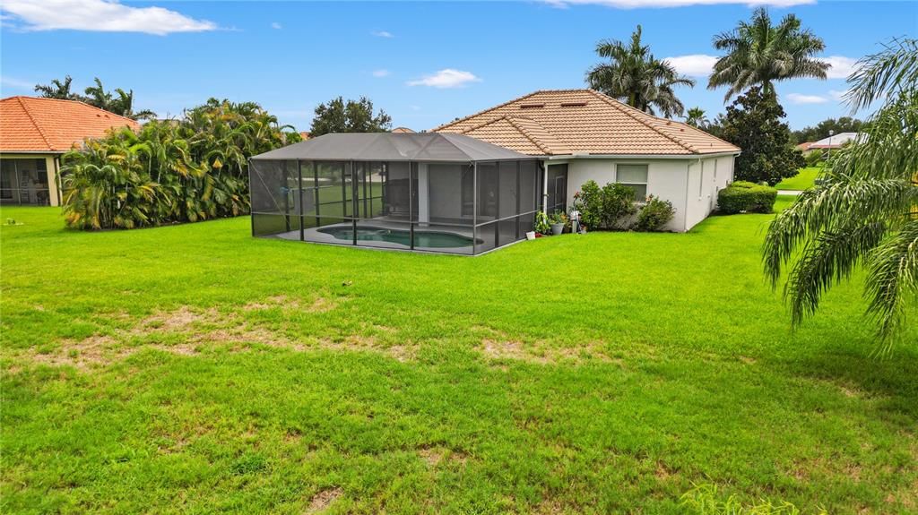 For Sale: $525,000 (3 beds, 2 baths, 1602 Square Feet)