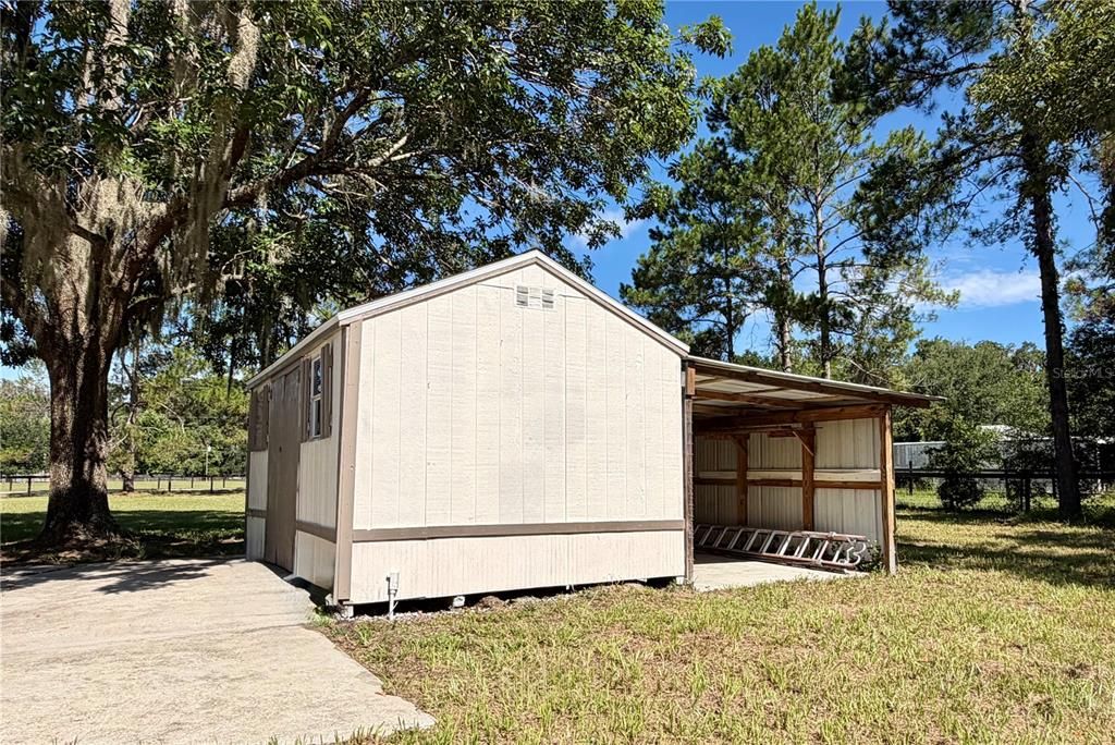 For Sale: $239,900 (3 beds, 2 baths, 1104 Square Feet)