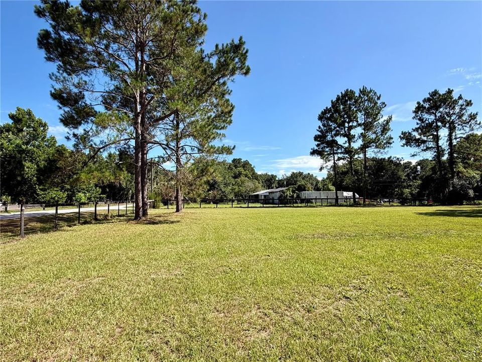 For Sale: $239,900 (3 beds, 2 baths, 1104 Square Feet)