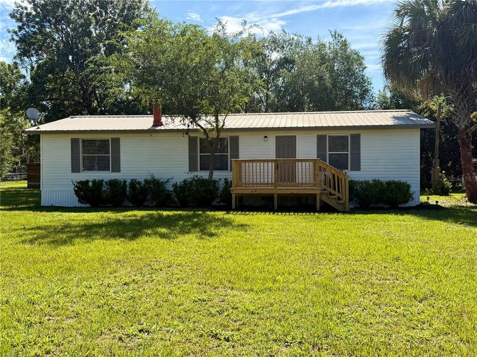 For Sale: $239,900 (3 beds, 2 baths, 1104 Square Feet)