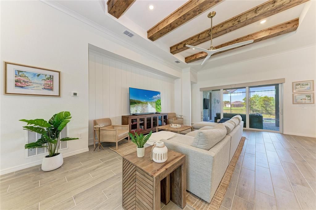 For Sale: $1,075,000 (3 beds, 3 baths, 2799 Square Feet)