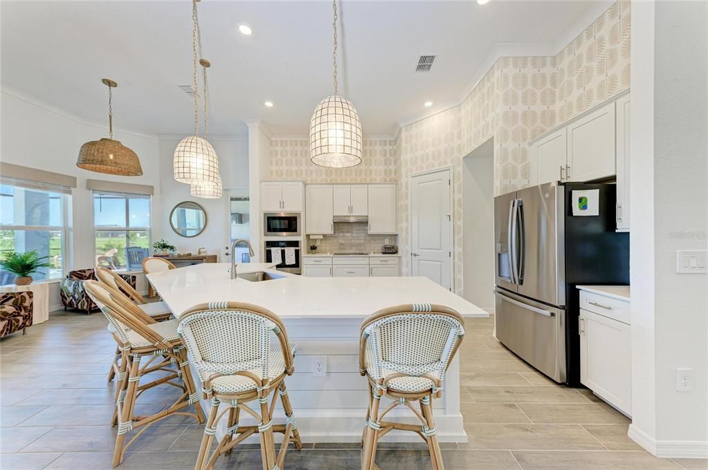 For Sale: $1,075,000 (3 beds, 3 baths, 2799 Square Feet)