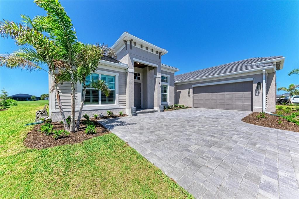 For Sale: $1,075,000 (3 beds, 3 baths, 2799 Square Feet)