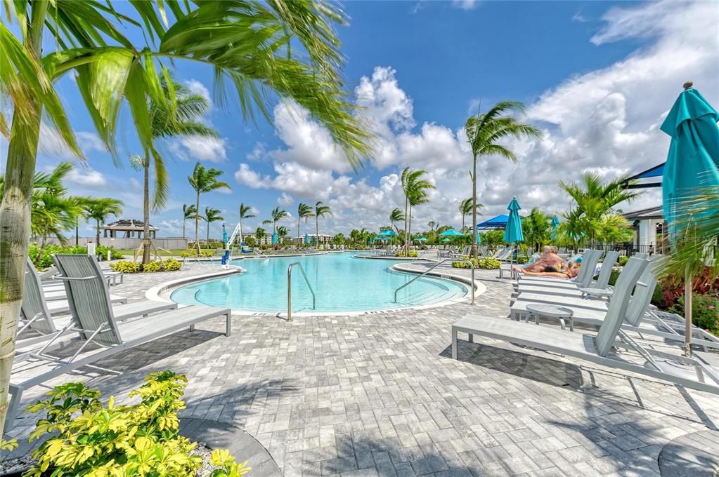 For Sale: $1,075,000 (3 beds, 3 baths, 2799 Square Feet)