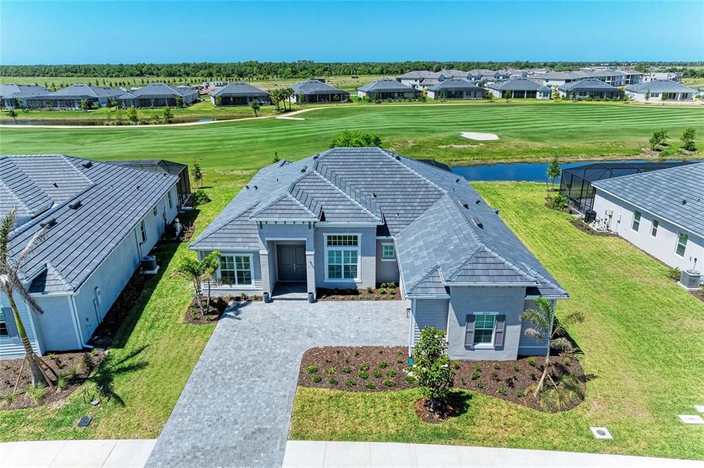 For Sale: $1,075,000 (3 beds, 3 baths, 2799 Square Feet)