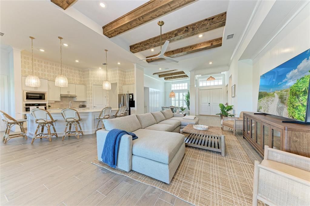 For Sale: $1,075,000 (3 beds, 3 baths, 2799 Square Feet)