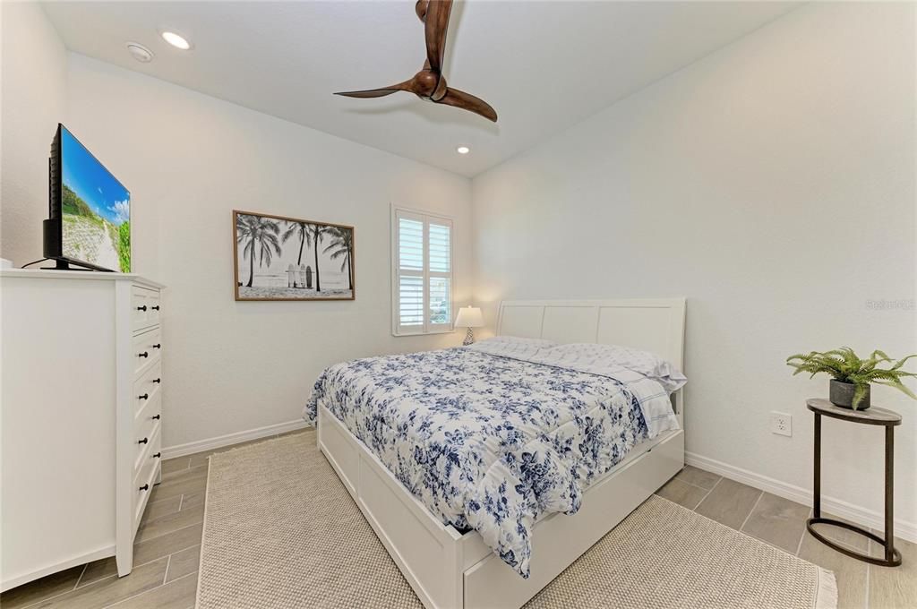 For Sale: $1,075,000 (3 beds, 3 baths, 2799 Square Feet)