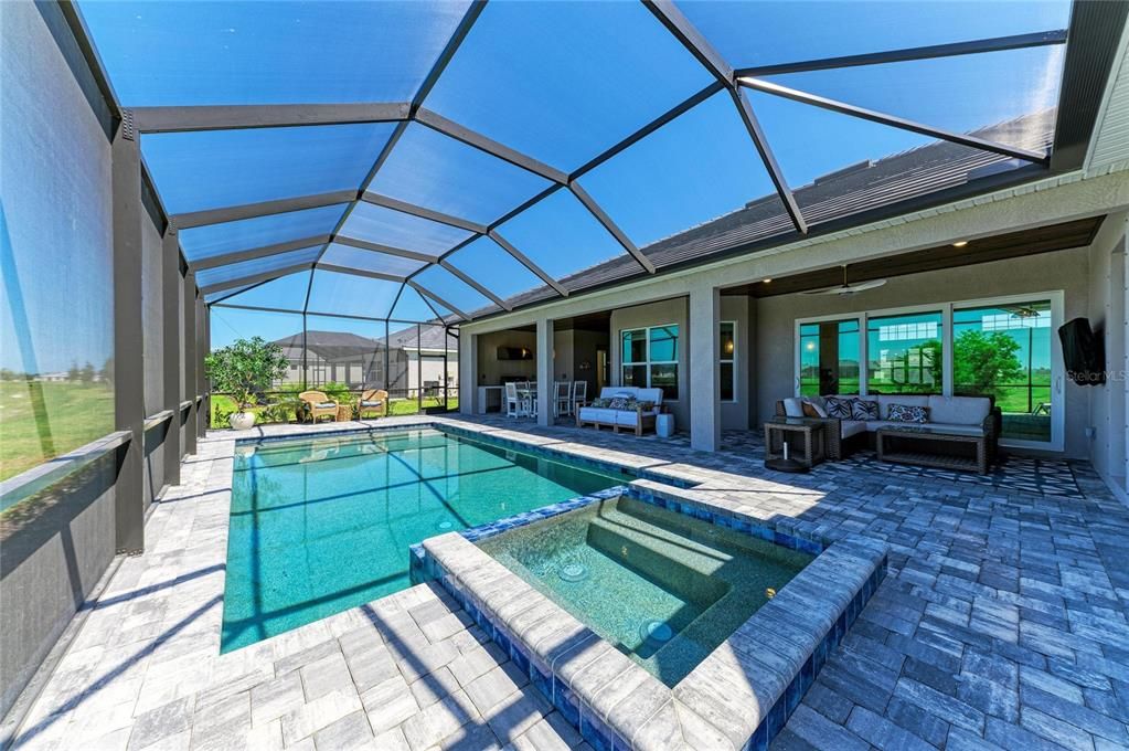 For Sale: $1,075,000 (3 beds, 3 baths, 2799 Square Feet)