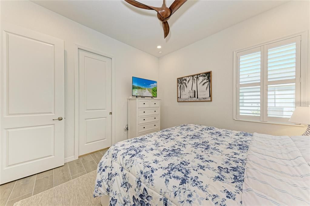 For Sale: $1,075,000 (3 beds, 3 baths, 2799 Square Feet)