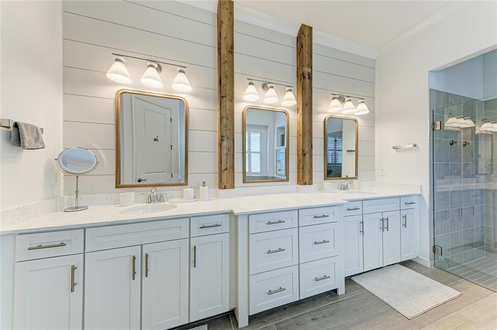 For Sale: $1,075,000 (3 beds, 3 baths, 2799 Square Feet)