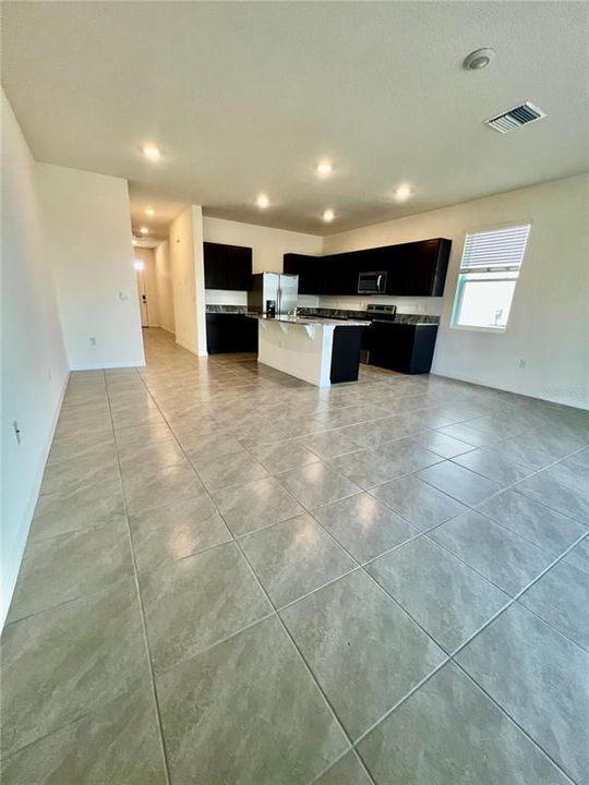 En Renta: $2,150 (3 camas, 2 baños, 1758 Pies cuadrados)