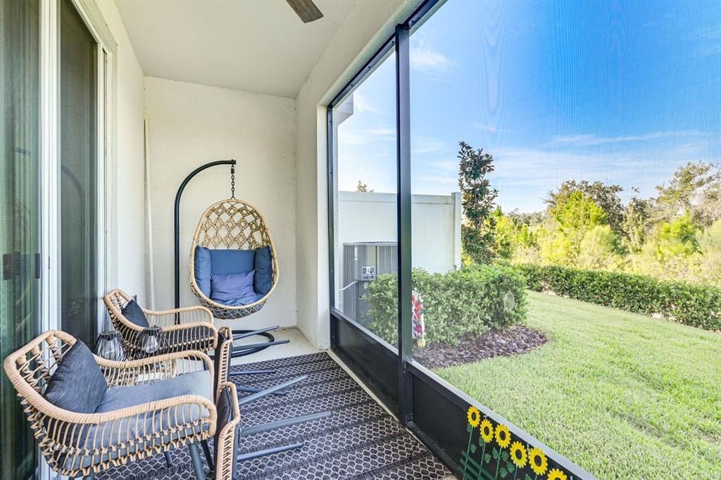For Rent: $2,995 (3 beds, 2 baths, 1818 Square Feet)