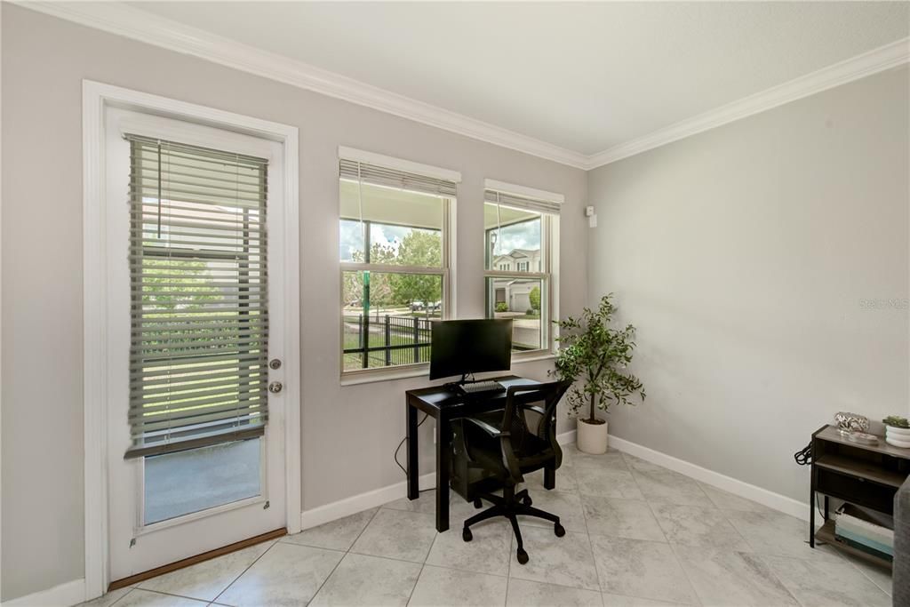 For Sale: $425,000 (3 beds, 2 baths, 1614 Square Feet)