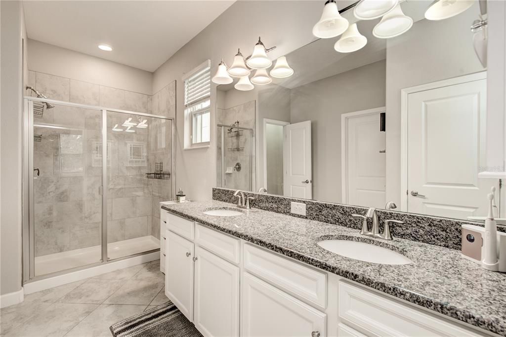 For Sale: $425,000 (3 beds, 2 baths, 1614 Square Feet)