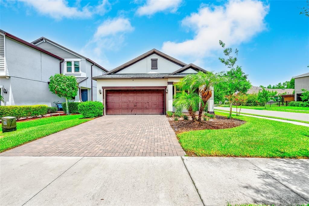 For Sale: $425,000 (3 beds, 2 baths, 1614 Square Feet)
