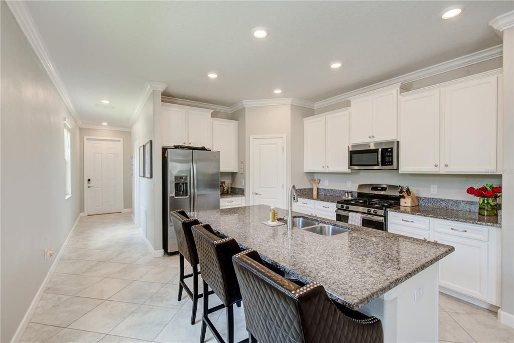 For Sale: $425,000 (3 beds, 2 baths, 1614 Square Feet)
