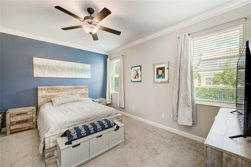 For Sale: $425,000 (3 beds, 2 baths, 1614 Square Feet)
