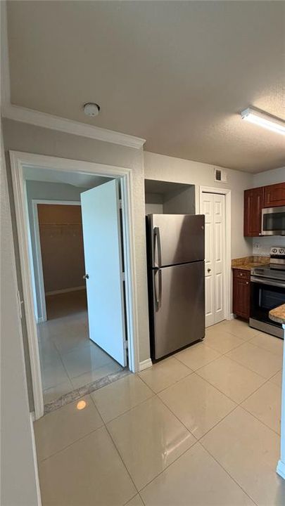 For Rent: $1,800 (2 beds, 2 baths, 1107 Square Feet)