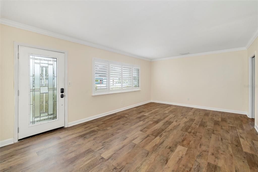 For Sale: $410,000 (4 beds, 2 baths, 2317 Square Feet)