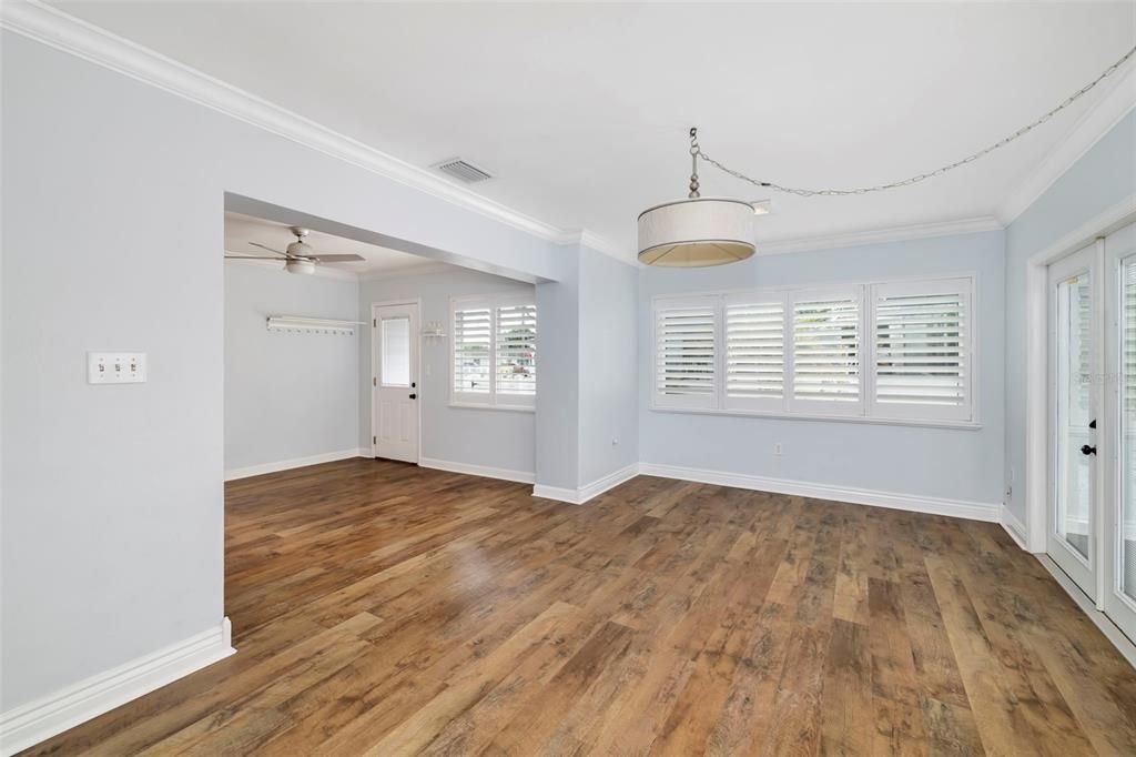 For Sale: $410,000 (4 beds, 2 baths, 2317 Square Feet)