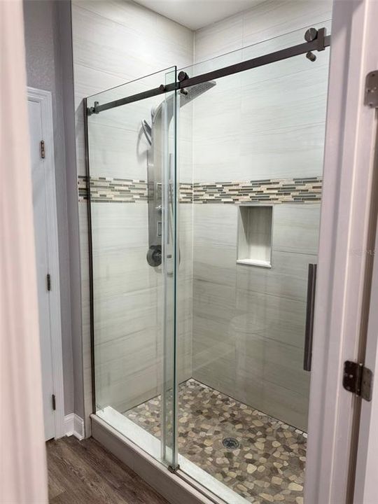 For Rent: $1,850 (2 beds, 2 baths, 1141 Square Feet)