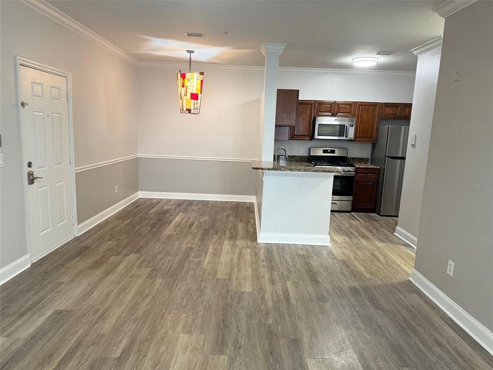 For Rent: $1,850 (2 beds, 2 baths, 1141 Square Feet)