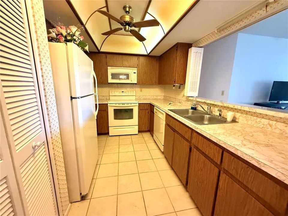 En Venta: $140,000 (2 camas, 2 baños, 1000 Pies cuadrados)