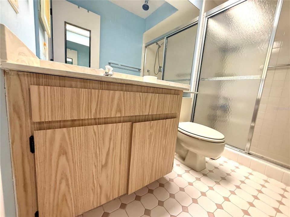 En Venta: $140,000 (2 camas, 2 baños, 1000 Pies cuadrados)
