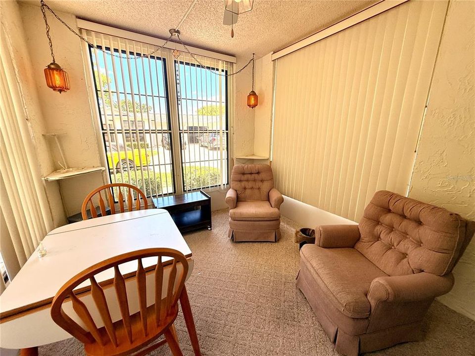 En Venta: $140,000 (2 camas, 2 baños, 1000 Pies cuadrados)