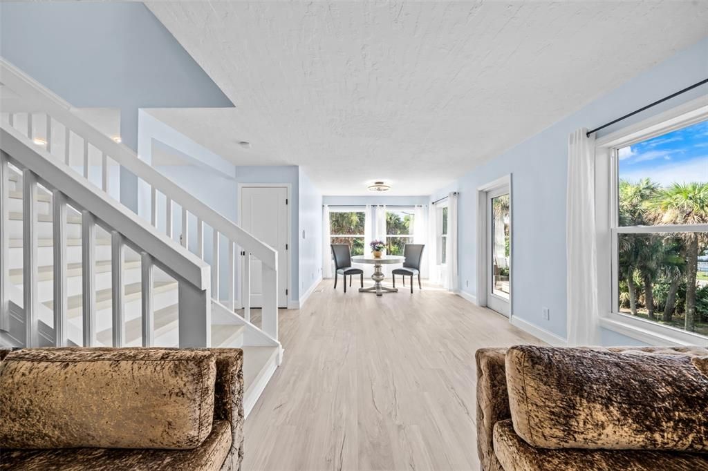 For Sale: $899,000 (3 beds, 2 baths, 2048 Square Feet)